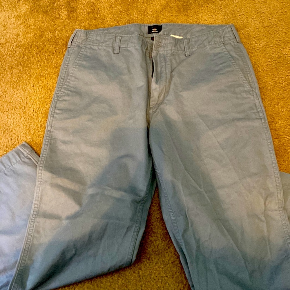 Gap khakis